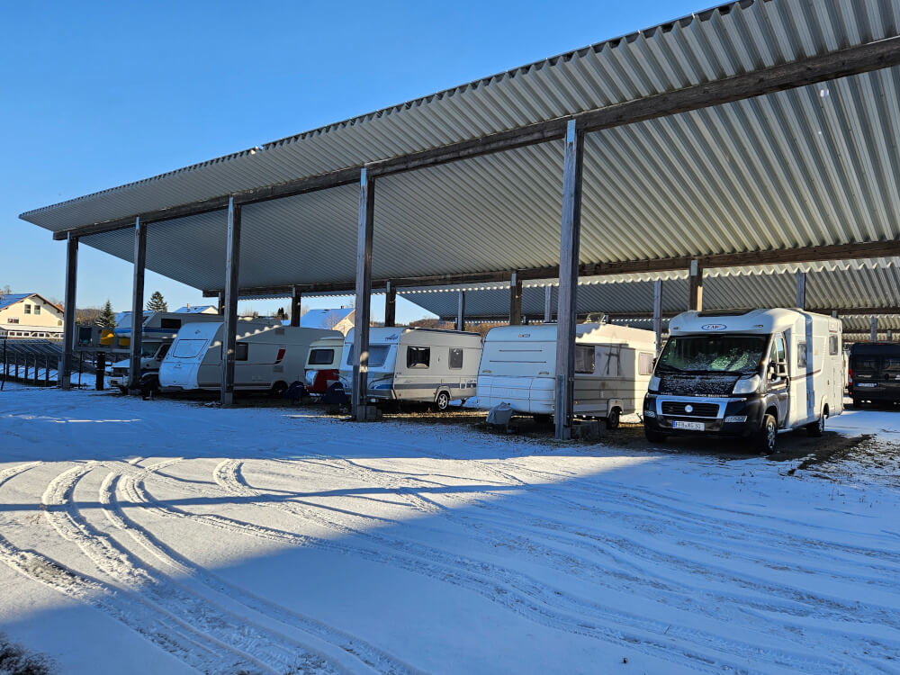 Stellplätze im Freien